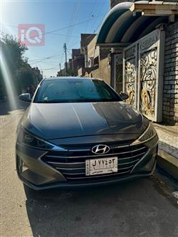 هیوندای ئەلەنترا